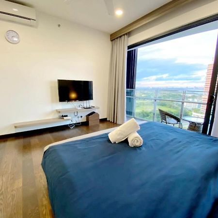 Almas Suites Puteri Harbour Nusajaya  Εξωτερικό φωτογραφία