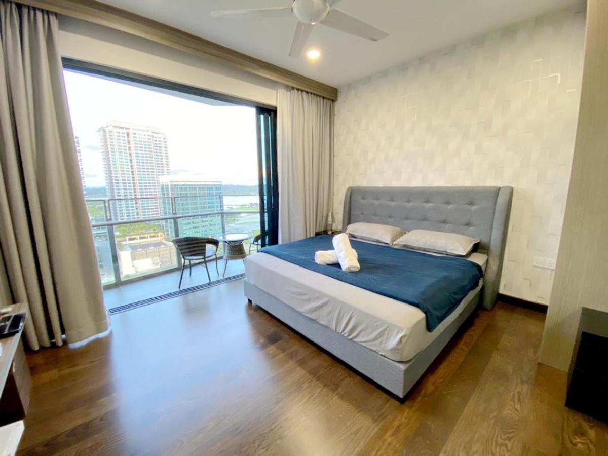 Almas Suites Puteri Harbour Nusajaya  Εξωτερικό φωτογραφία