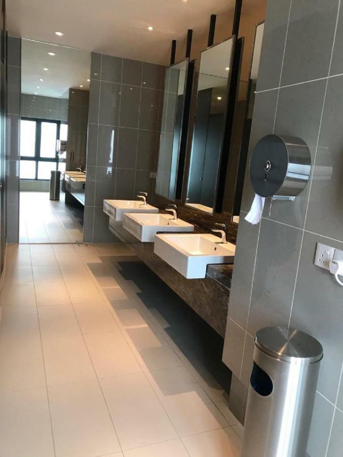 Almas Suites Puteri Harbour Nusajaya  Εξωτερικό φωτογραφία