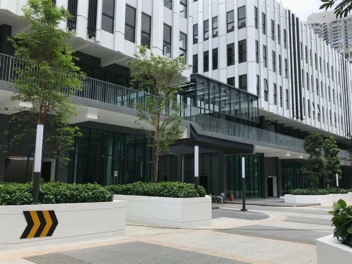 Almas Suites Puteri Harbour Nusajaya  Εξωτερικό φωτογραφία